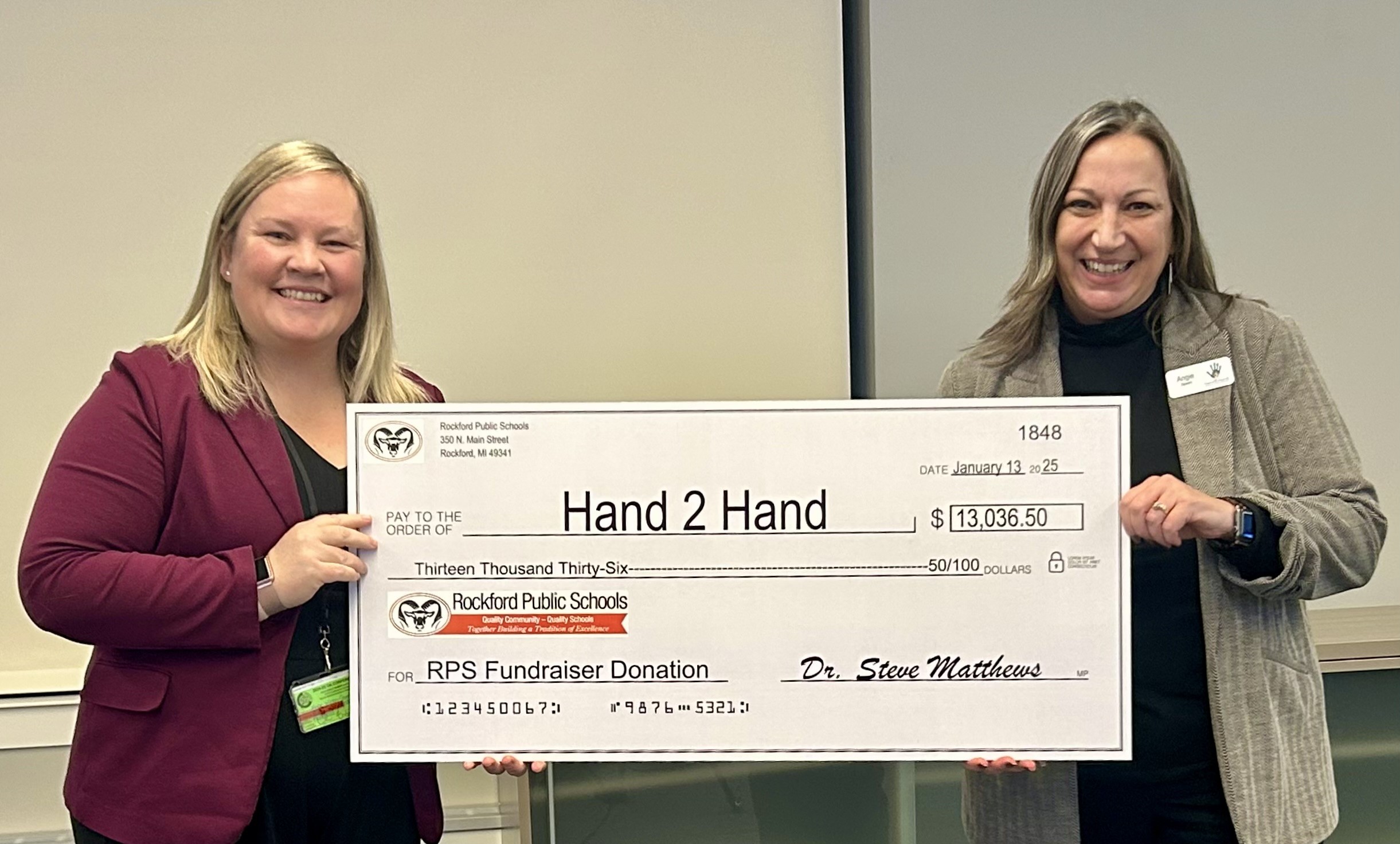Hand 2 Hand Check Presentation