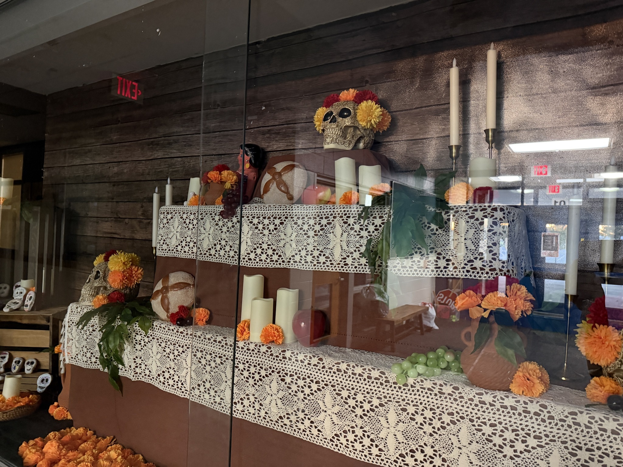Day of the Dead display at Roguewood
